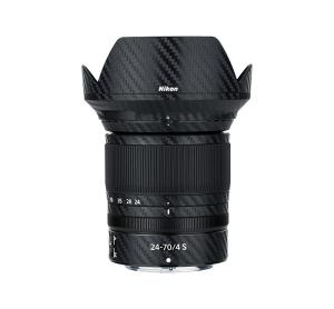  Kiwifotos Skin for Nikon NIKKOR Z 24-70mm f / 4 S - Svart karbonfiberfilm Rask levering fra Sverige.