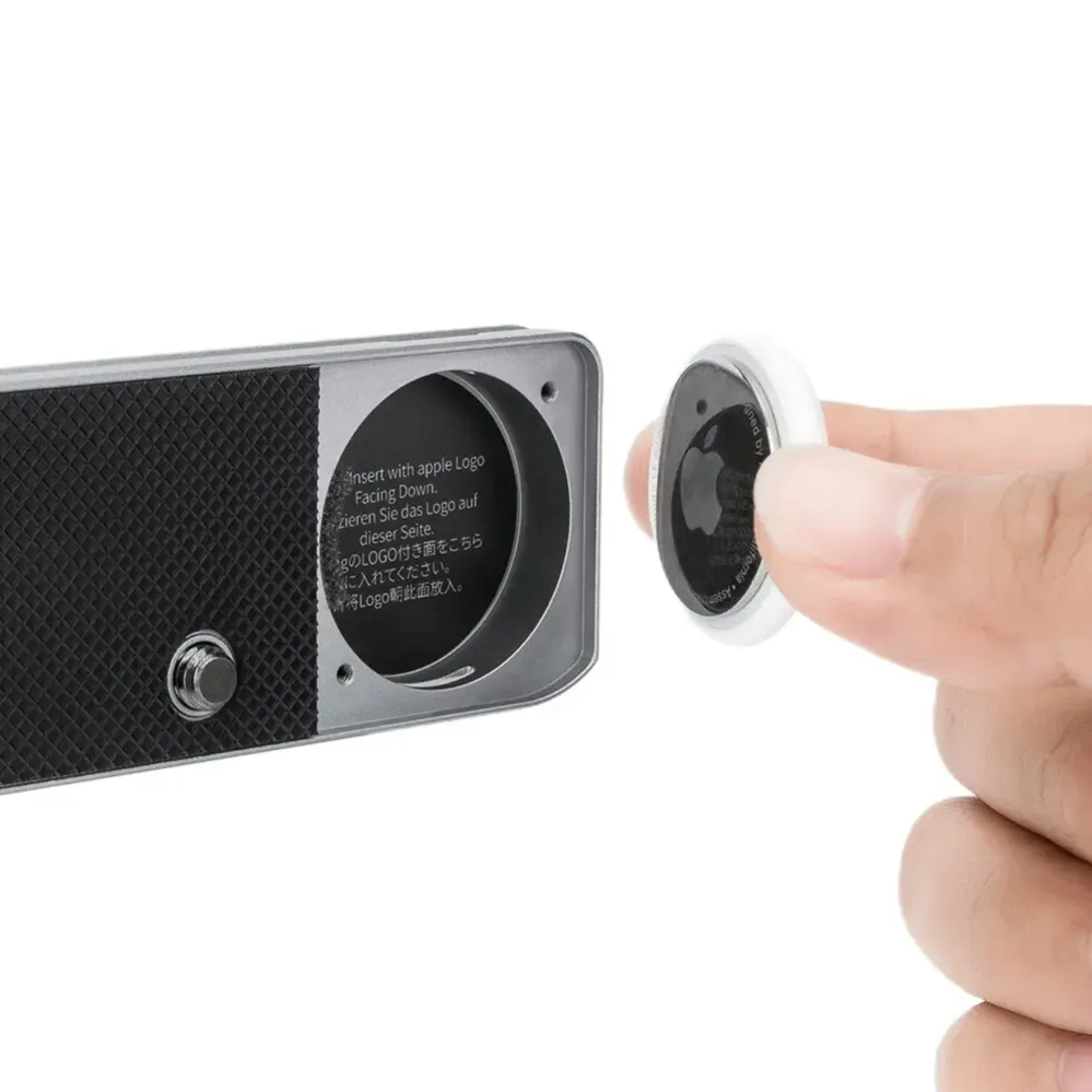  C Grep/Bracket for Sony A7C II og A7C R med rom for AirTag Rask levering fra Sverige.
