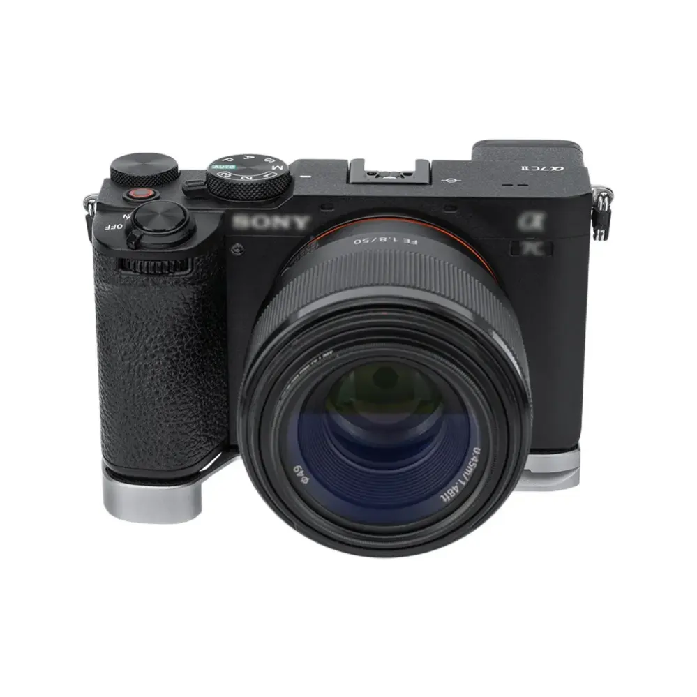  C Grep/Bracket for Sony A7C II og A7C R med rom for AirTag Rask levering fra Sverige.