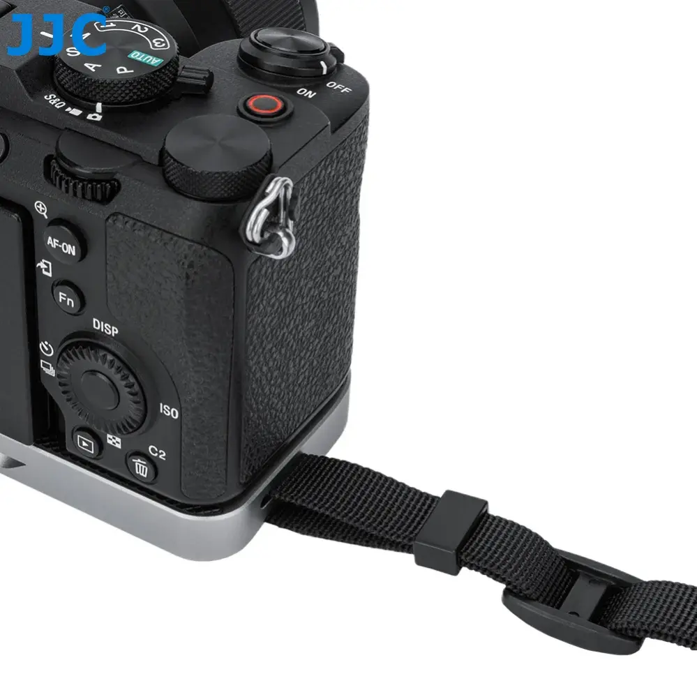  C Grep/Bracket for Sony A7C II og A7C R med rom for AirTag Rask levering fra Sverige.