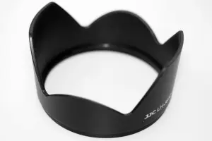 JJC JJC Solblender for Olympus 14-42mm f/3.5-5.6 Zuiko ED LH-J61C