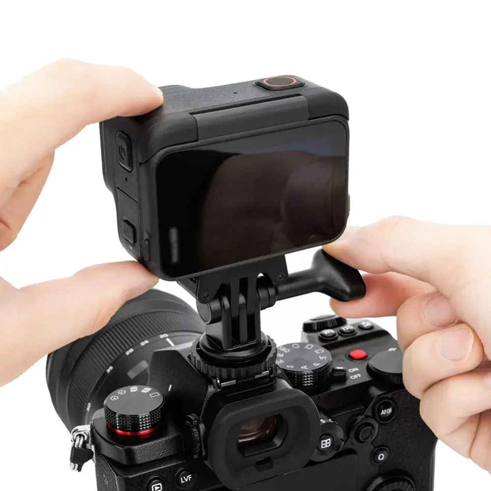  JJC adapter for å feste actionkameraer til blitssko og 1/4-tommers gjenge Rask levering fra Sverige.