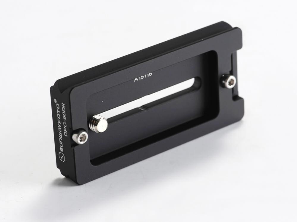 Sunwayfoto Sunwayfoto DPG-80DR Hurtigplate 80mm Arca Swiss med kantstøtte