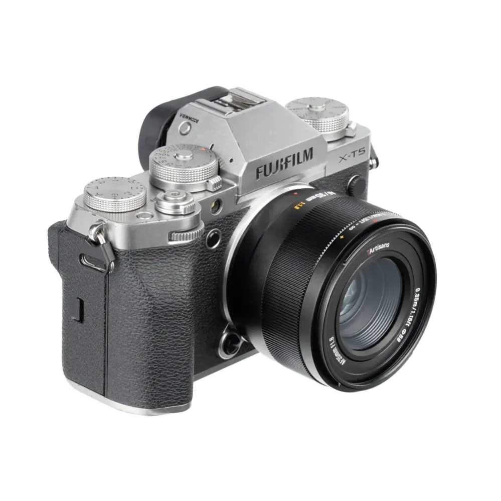  7Artisans Lite Series AF 35mm f/1.8 objektiv för Fujifilm X APS-C Rask levering fra Sverige.