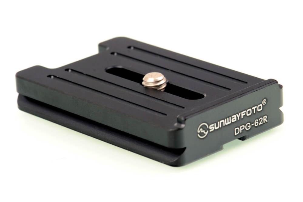 Sunwayfoto Sunwayfoto DPG-62R Hurtigplate 62mm Arca Swiss med kantstøtte