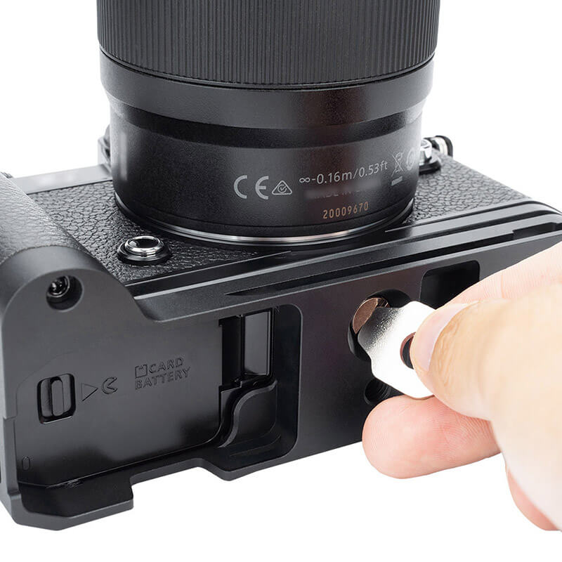 JJC JJC håndgrep for Nikon Z f med rom for AirTag