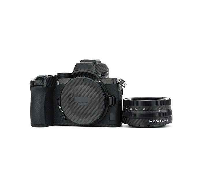 Kiwifotos Kiwifotos Skin for Nikon Z50 + 16-50mm objektiv - Sort karbonfiberfilm