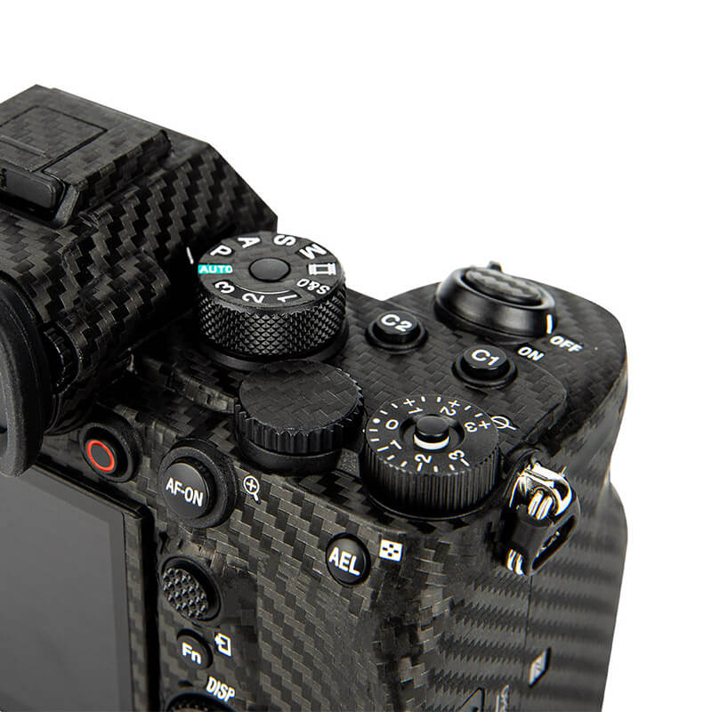 Kiwifotos Kiwifotos Skin til Sony A1 - Svart karbonfiber