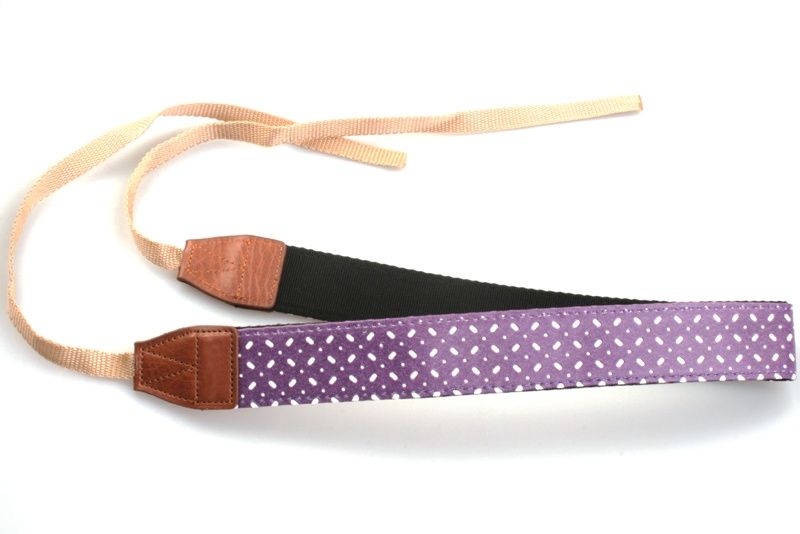  Kamerastropp - Lila med hvitt mønster Rask levering fra Sverige.