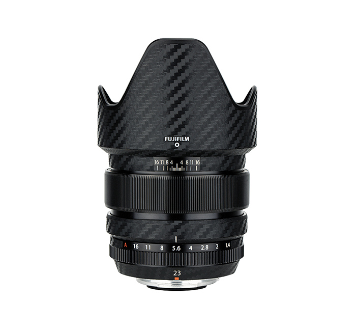 Kiwifotos Kiwifotos Skin for Fujifilm XF 23mm f/1.4 R - Svart karbonfiberfilm