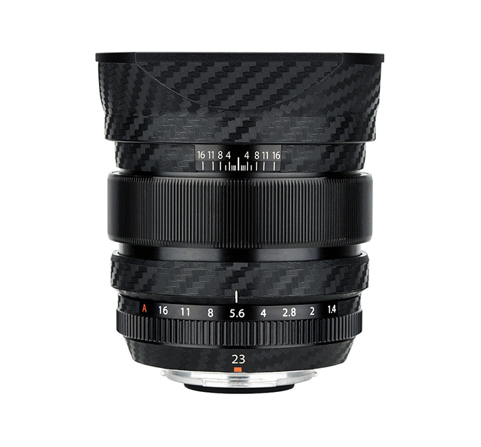 Kiwifotos Kiwifotos Skin for Fujifilm XF 23mm f/1.4 R - Svart karbonfiberfilm