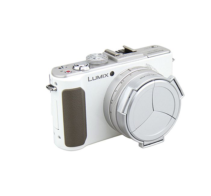 JJC JJC Automatisk frontdeksel for Panasonic DMC-LX7 Leica D-Lux6 Sølv