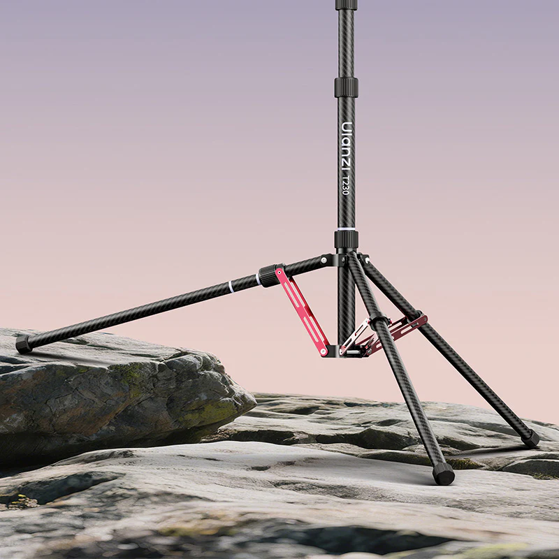  Ulanzi T230 – portabelt lysstativ i karbonfiber 230 cm med vendbare ben Rask levering fra Sverige.